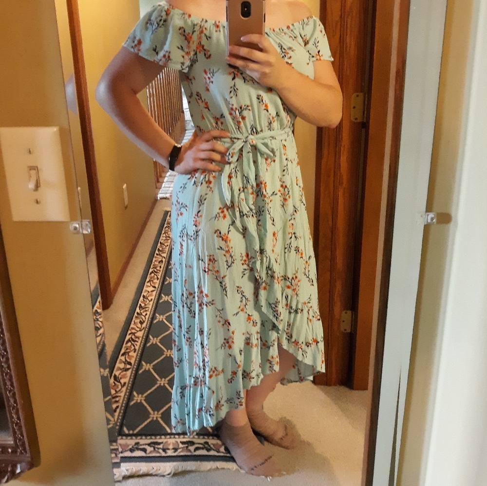 Off-shoulder Asymmetrical Dress